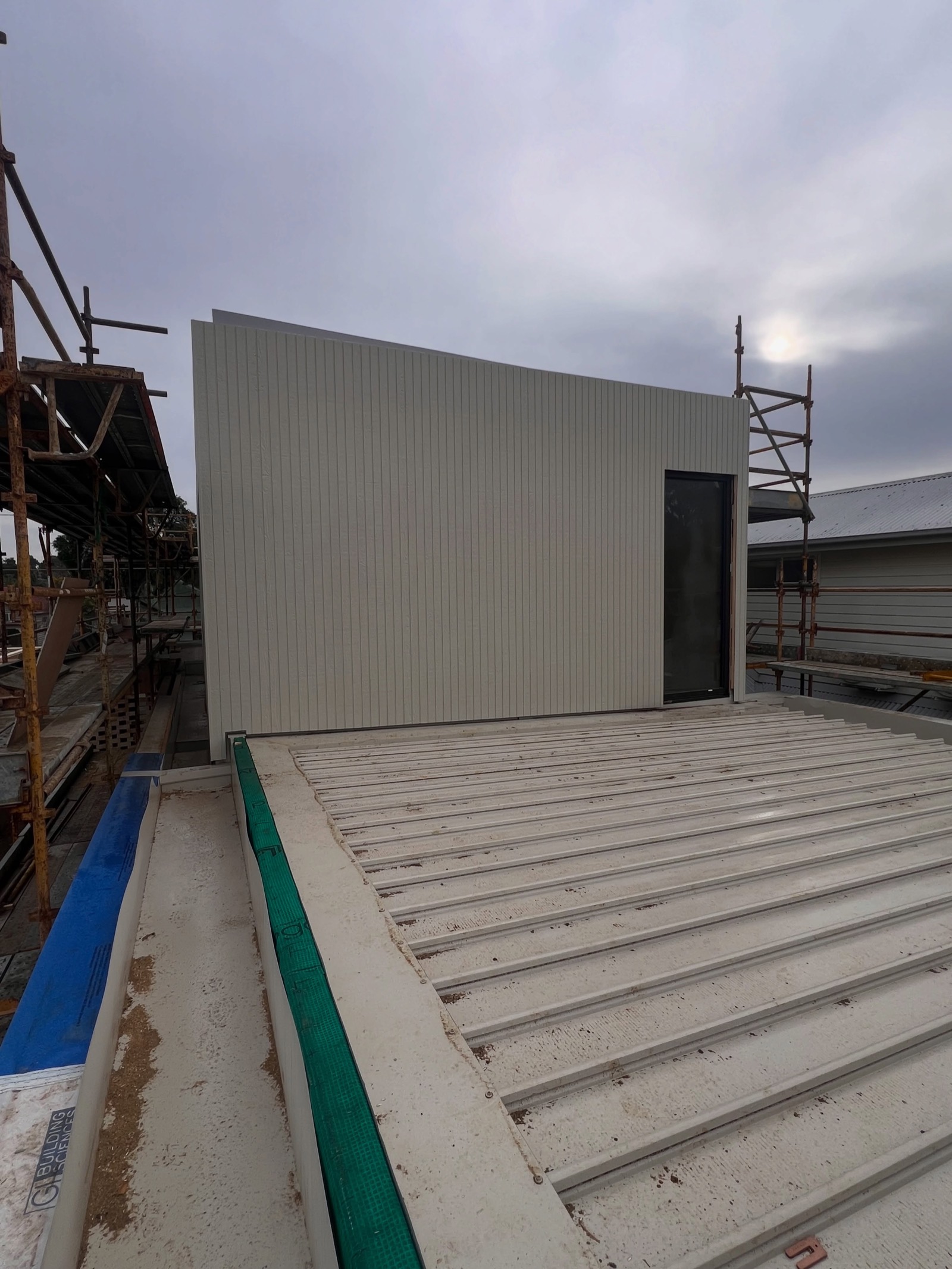 Weathertex Weathergroove cladding installed on an upper storey in Thornbury
